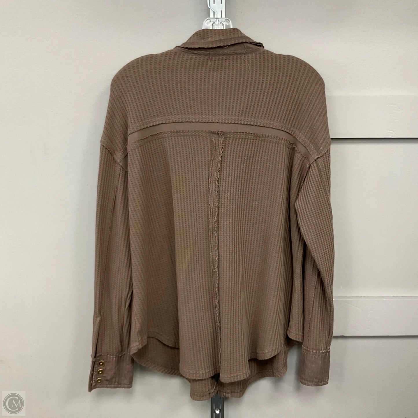 Top Long Sleeve By Bke In Brown, Size: Xs