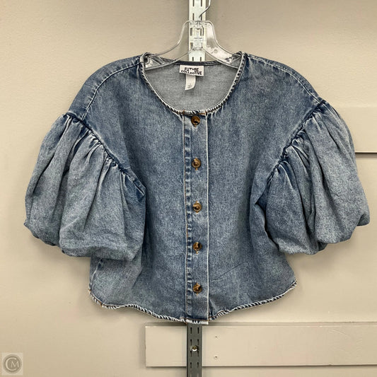 Top Short Sleeve By Future Collective In Blue Denim, Size: S