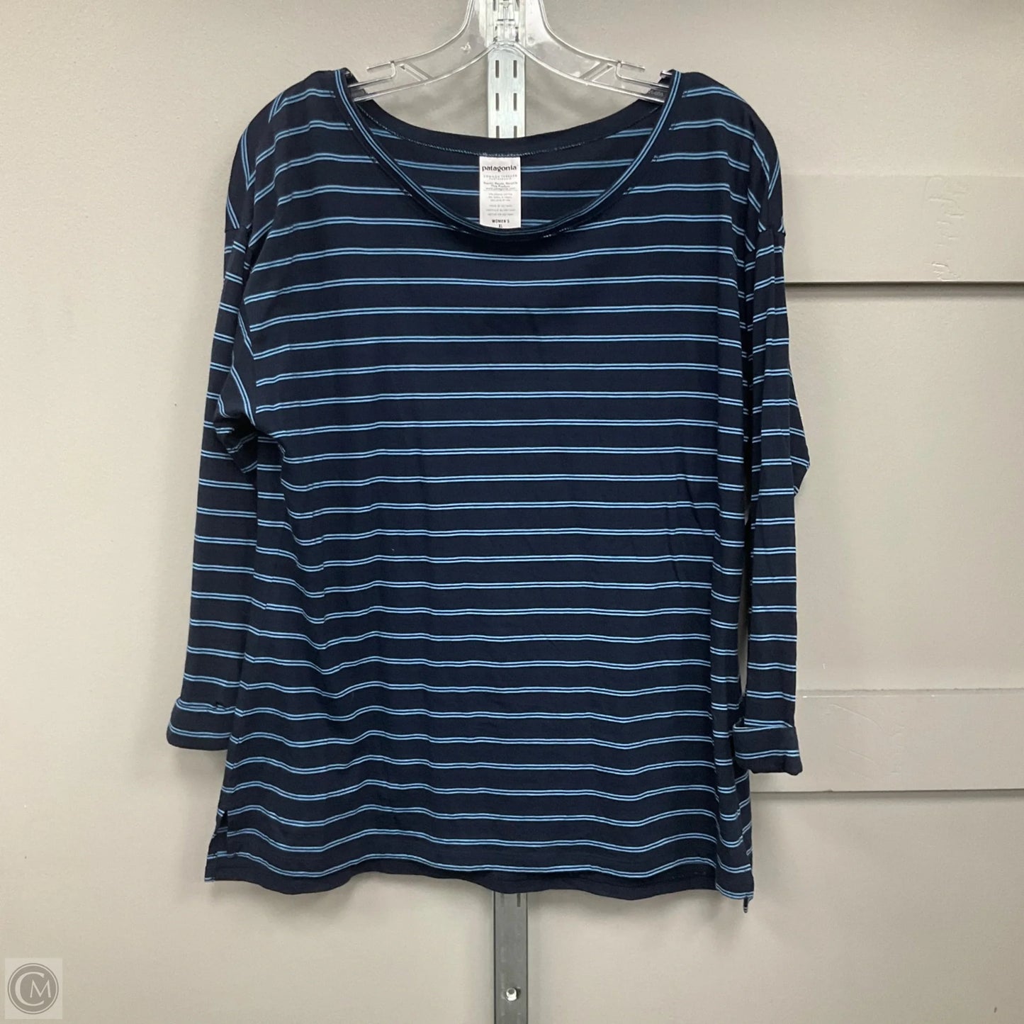 Top Long Sleeve Basic By Patagonia In Striped Pattern, Size: Xl