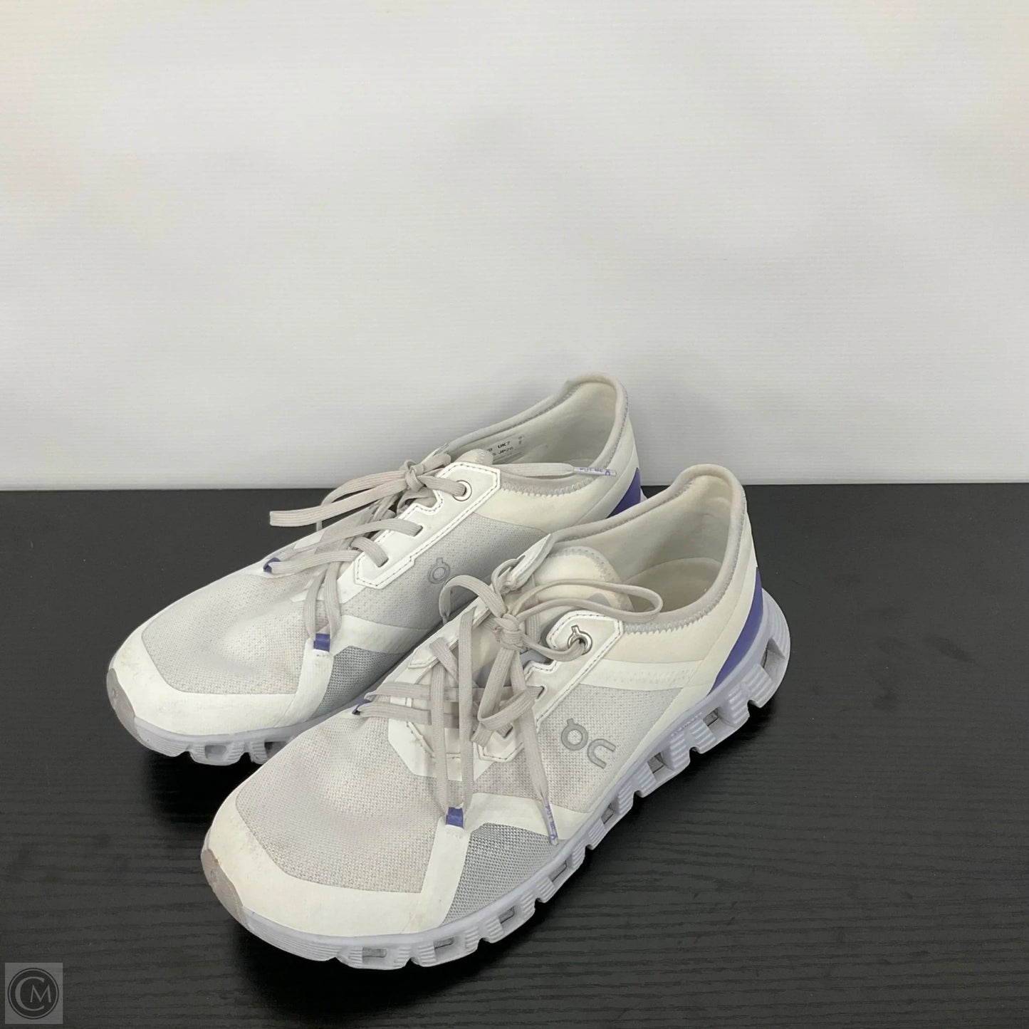 Shoes Athletic By On In Purple & White, Size: 9