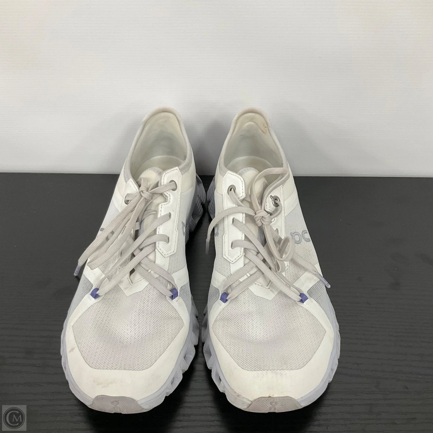 Shoes Athletic By On In Purple & White, Size: 9