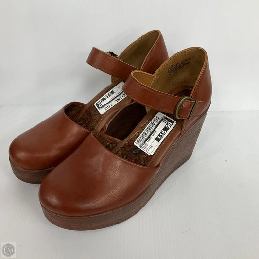 Shoes Heels Wedge By Boc In Brown, Size: 10