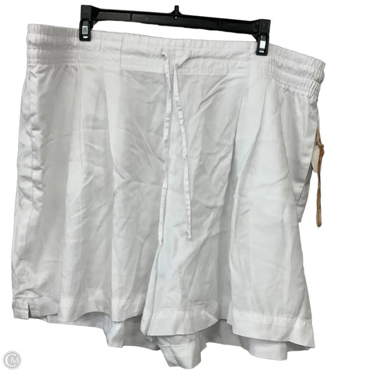 Shorts By Democracy In White, Size: 16