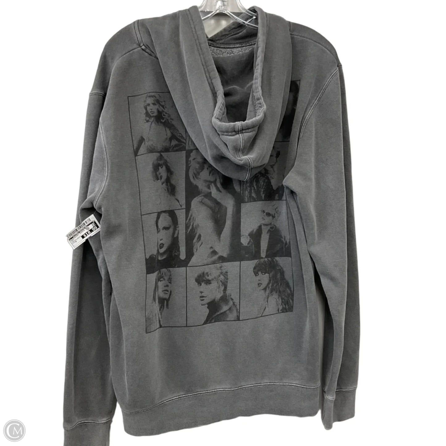 Sweatshirt Hoodie By Clothes Mentor In Grey, Size: M