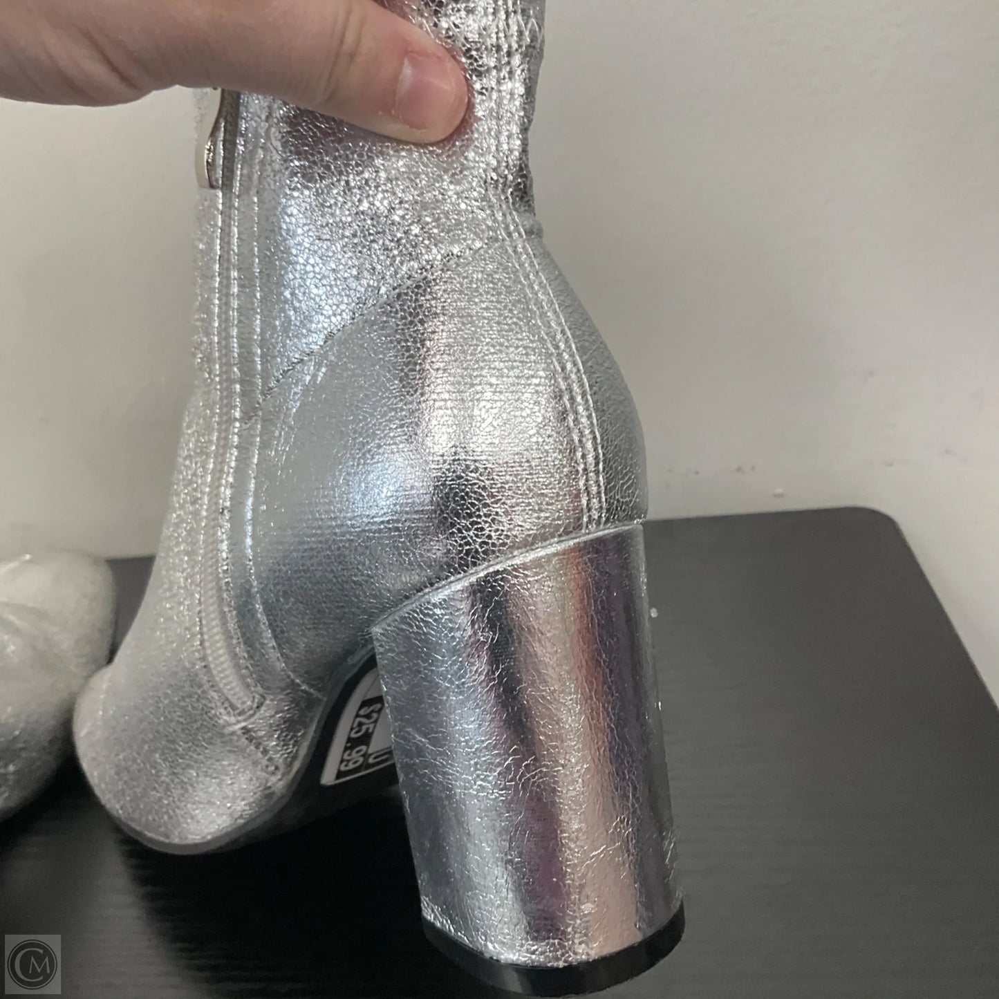 Boots Ankle Flats By Mia In Silver, Size: 6.5
