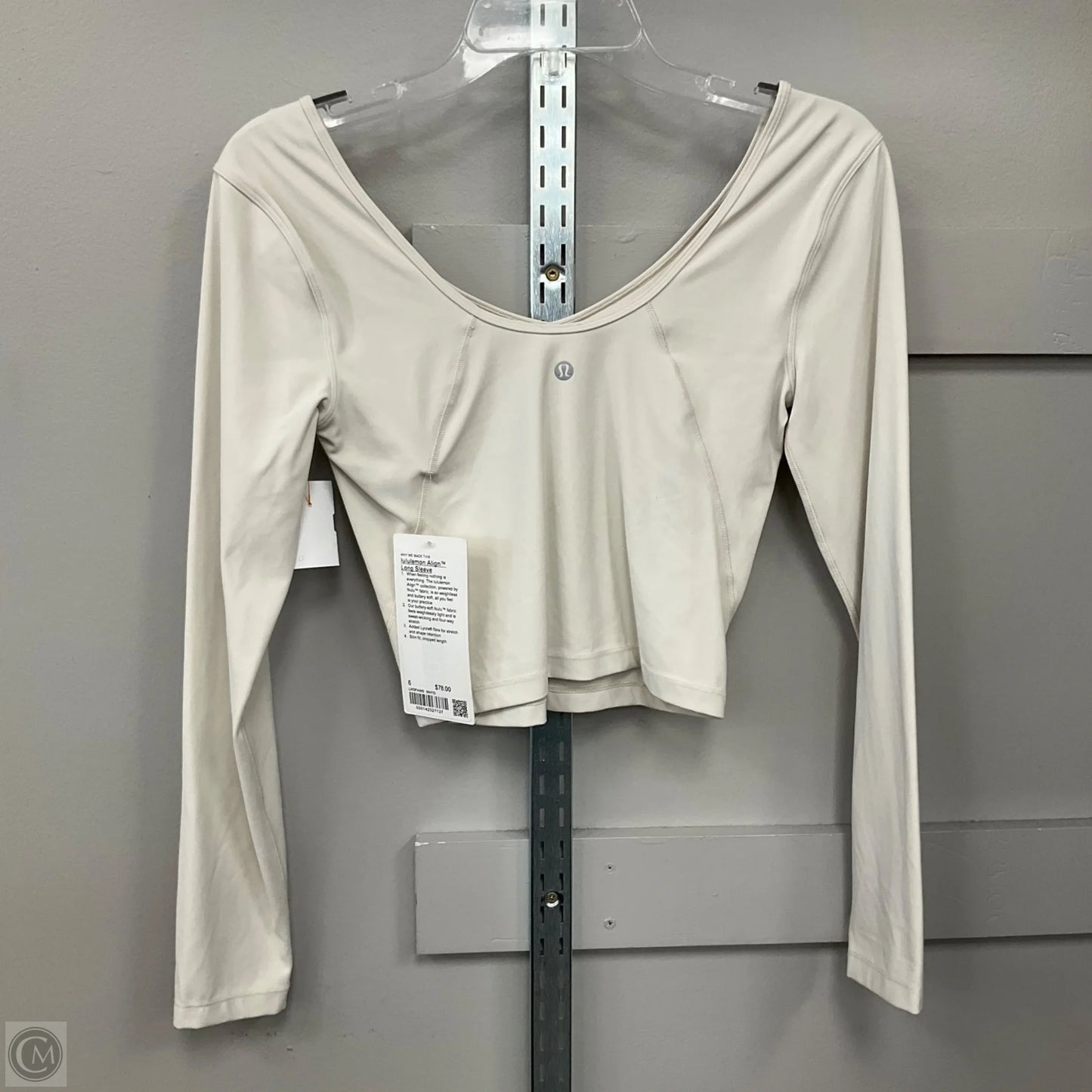 Athletic Top Long Sleeve Crewneck By Lululemon In Cream, Size: 6