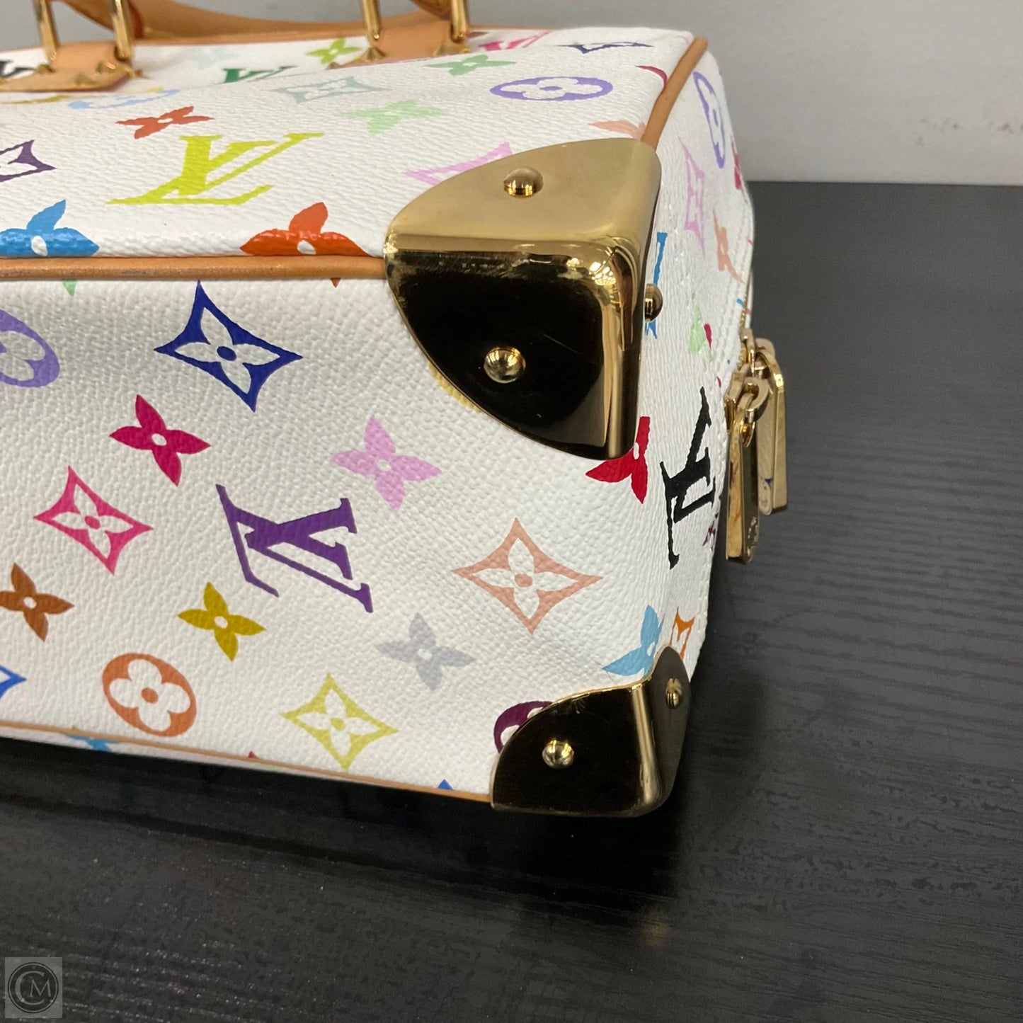 Handbag Luxury Designer By Louis Vuitton, Size: Medium