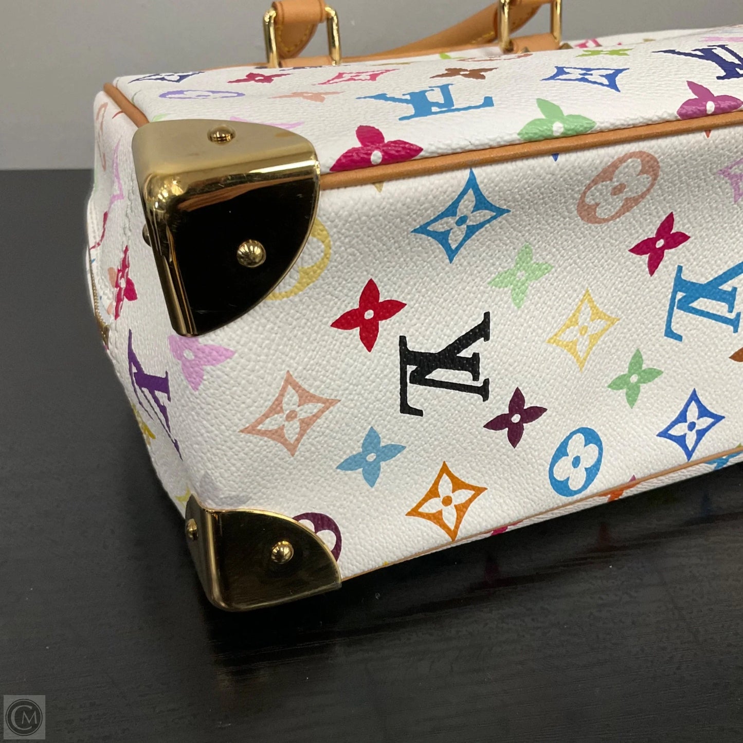 Handbag Luxury Designer By Louis Vuitton, Size: Medium