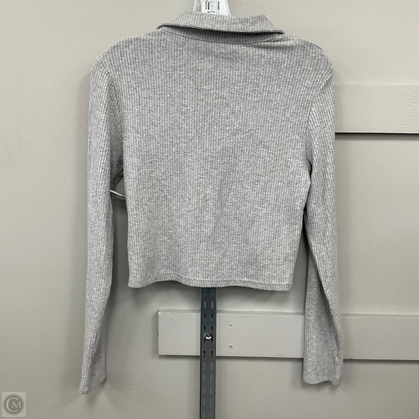 Top Long Sleeve By Altard State In Grey, Size: L