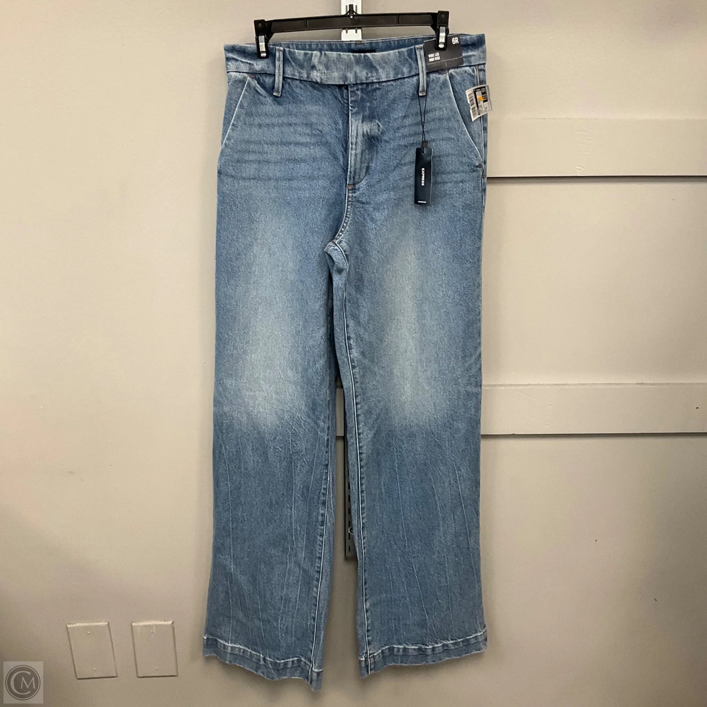 Jeans Wide Leg By Express In Blue Denim, Size: 6