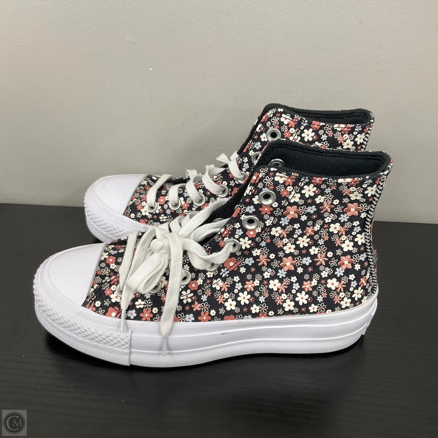 Shoes Sneakers Platform By Converse In Floral Print, Size: 5.5