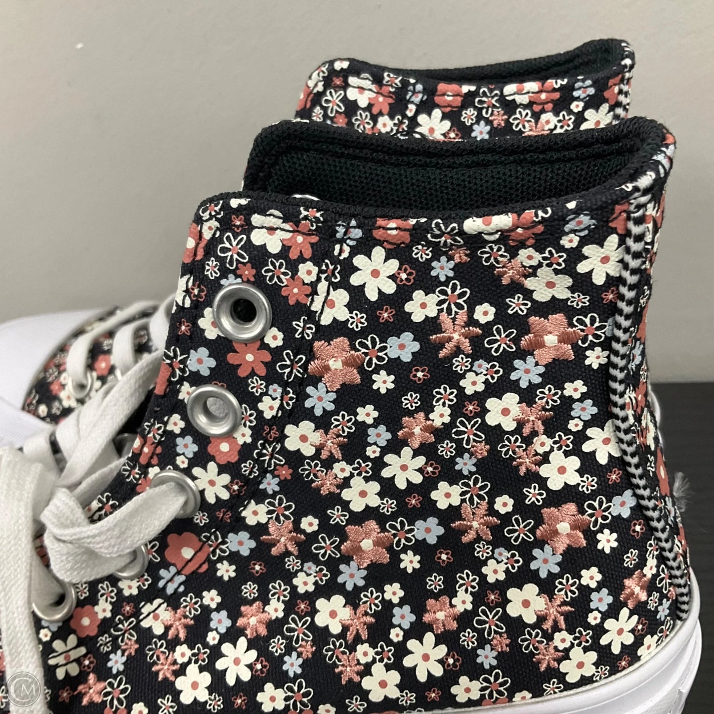 Shoes Sneakers Platform By Converse In Floral Print, Size: 5.5