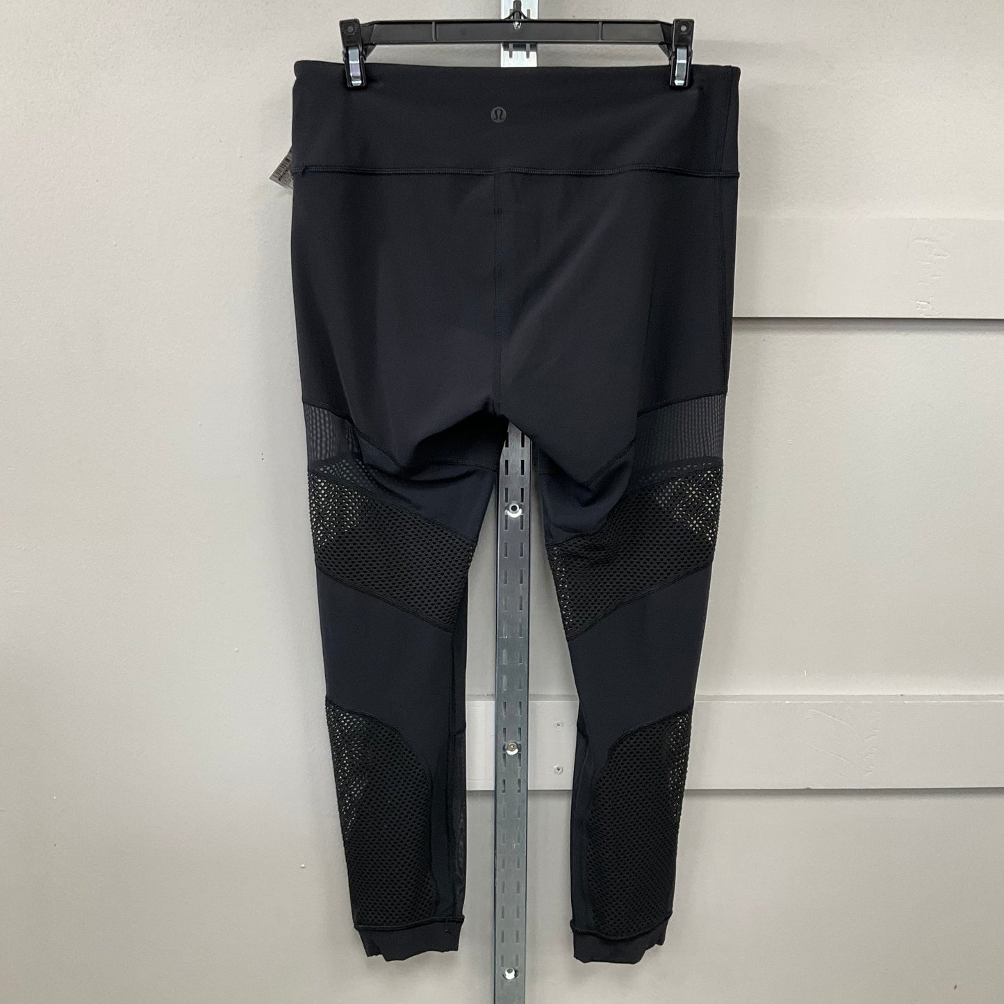 Pants Leggings By Lululemon In Black, Size: 4