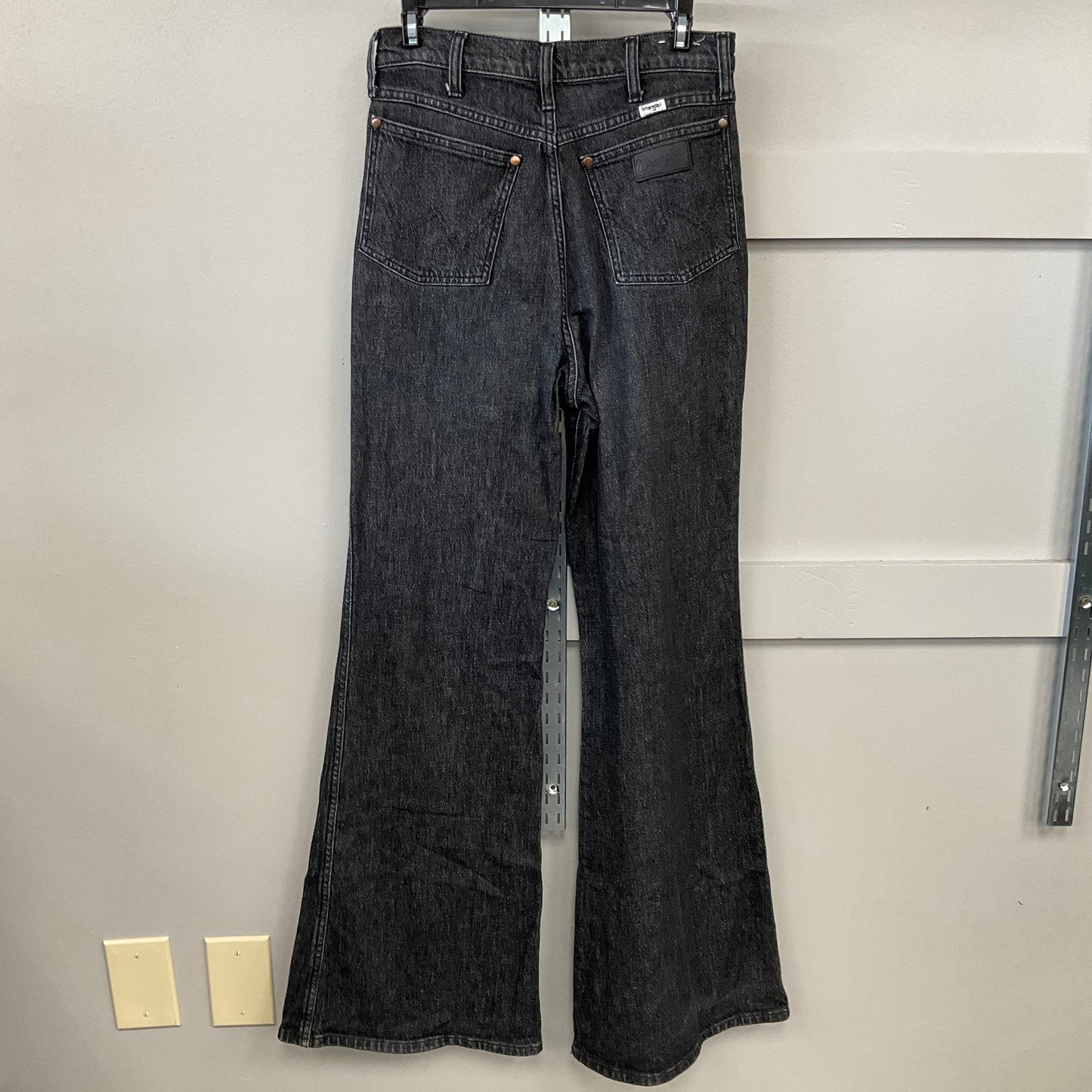 Jeans Flared By Wrangler In Black Denim, Size: 8