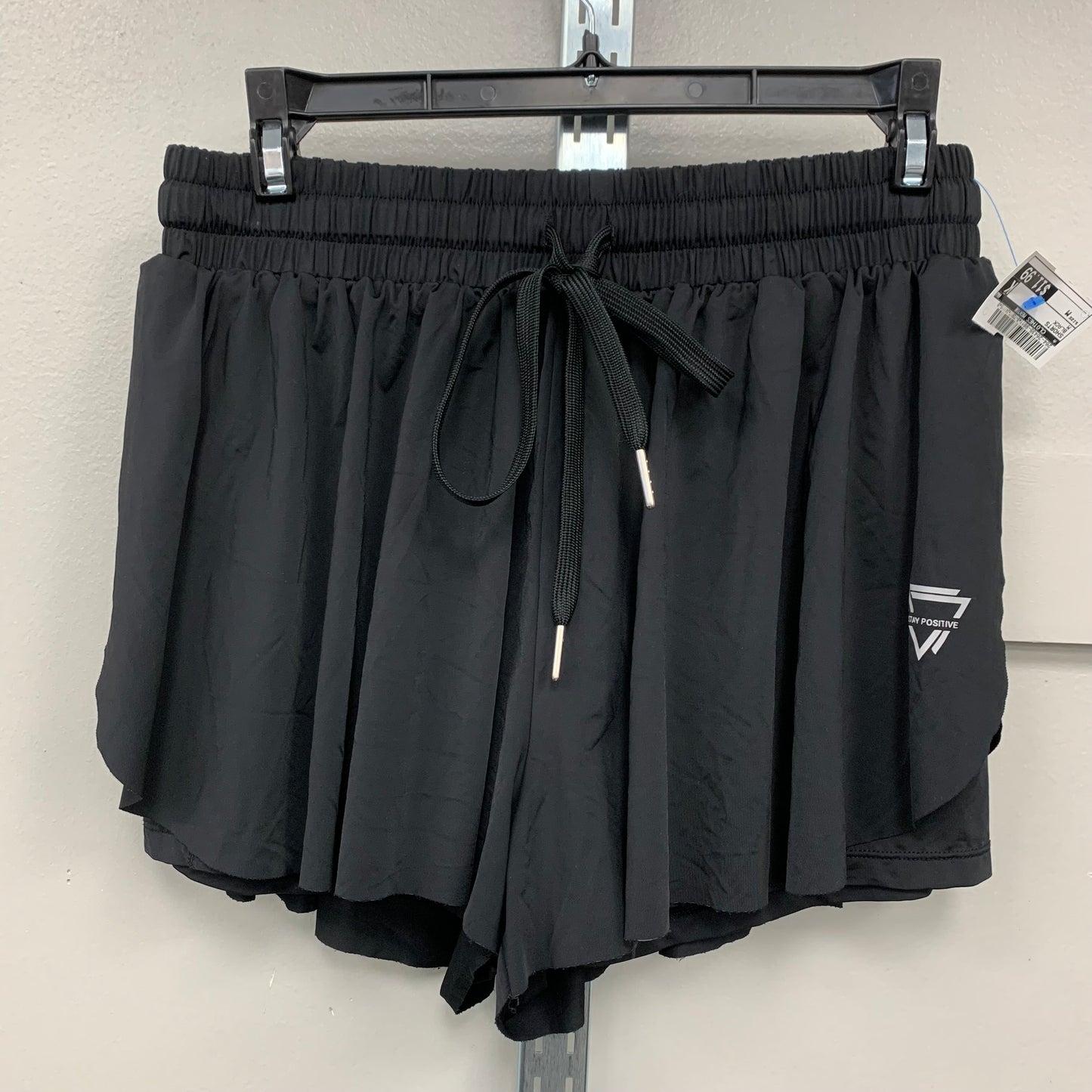 Athletic Shorts By Clothes Mentor In Black, Size: M