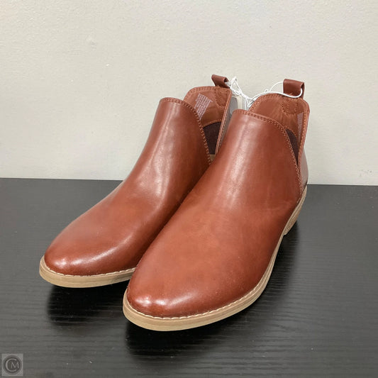 Boots Ankle Flats By Universal Thread In Brown, Size: 6