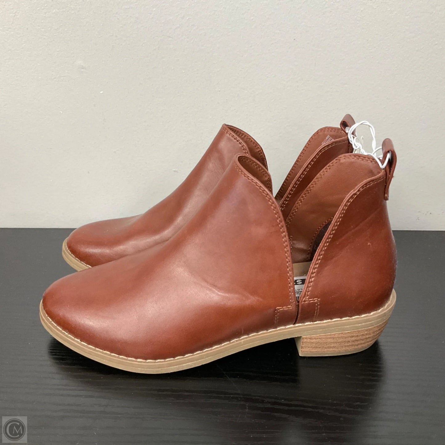 Boots Ankle Flats By Universal Thread In Brown, Size: 6