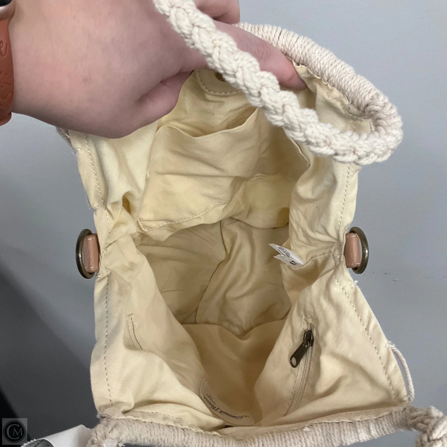 Handbag By Universal Thread, Size: Small