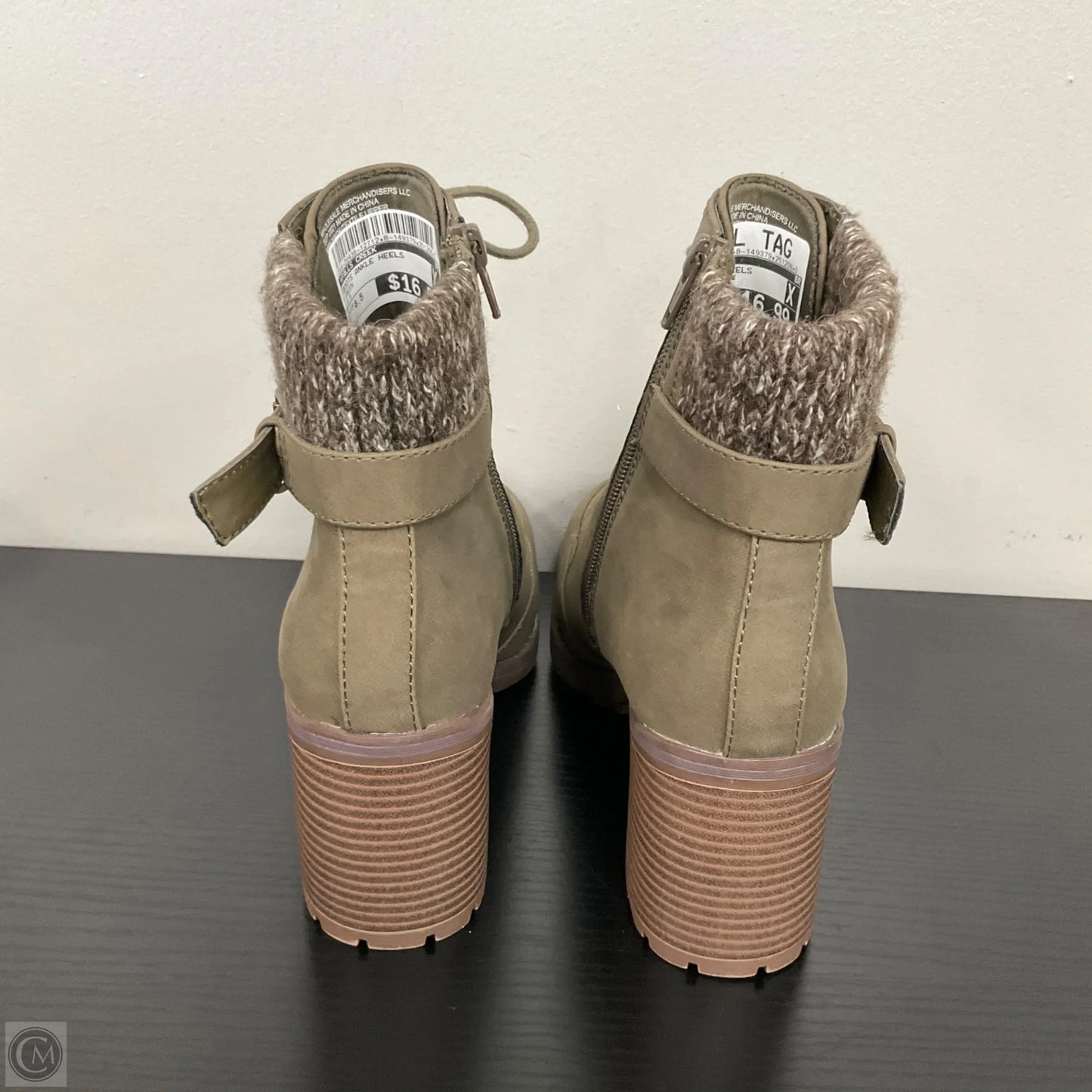 Boots Ankle Heels By Falls Creek In Green, Size: 8.5