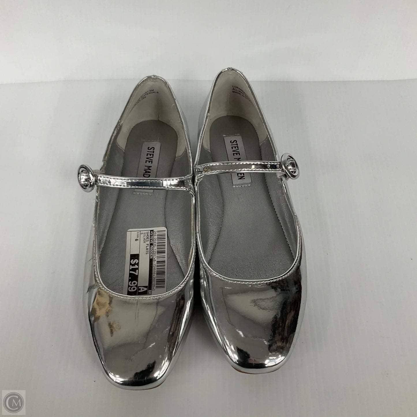 Shoes Flats By Steve Madden In Silver, Size: 6