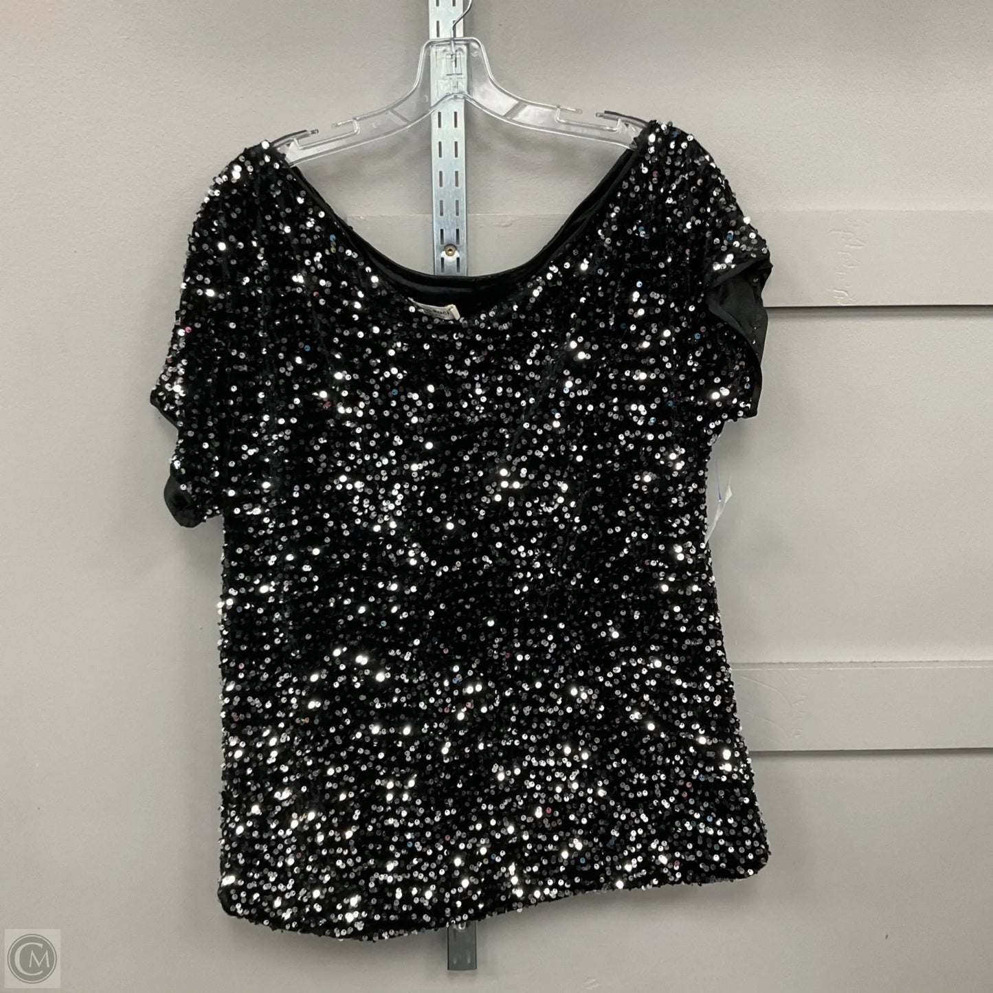Top Short Sleeve By Clothes Mentor In Black & Silver, Size: Xxl