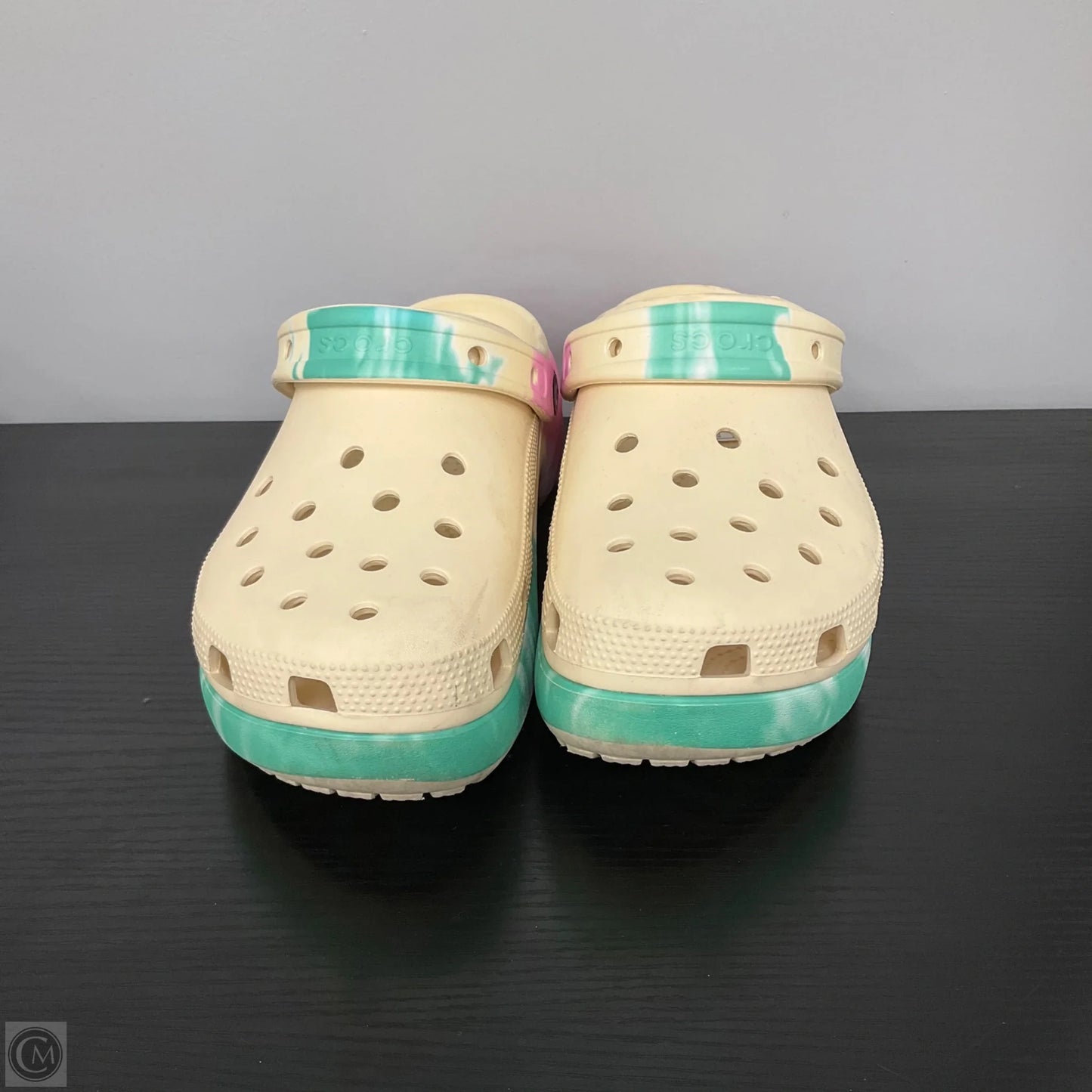 Shoes Heels Platform By Crocs In Multi-colored, Size: 10