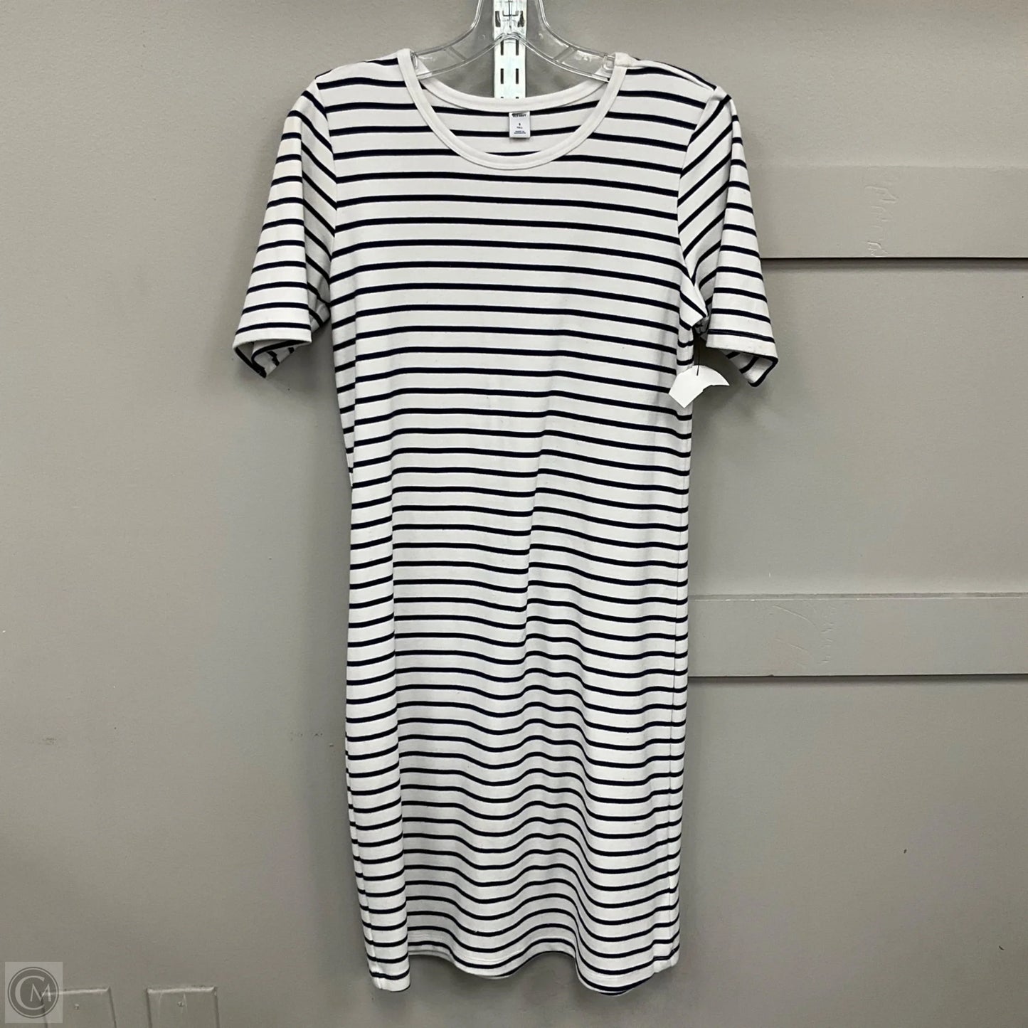Dress Casual Midi By Old Navy In Striped Pattern, Size: STall