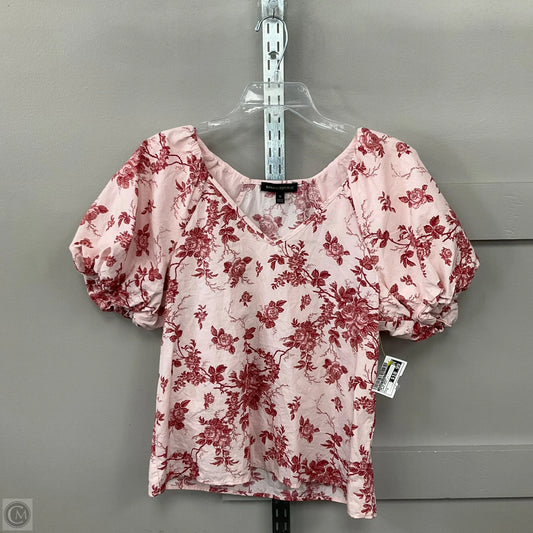 Top Short Sleeve Basic By Banana Republic In Floral Print, Size: S