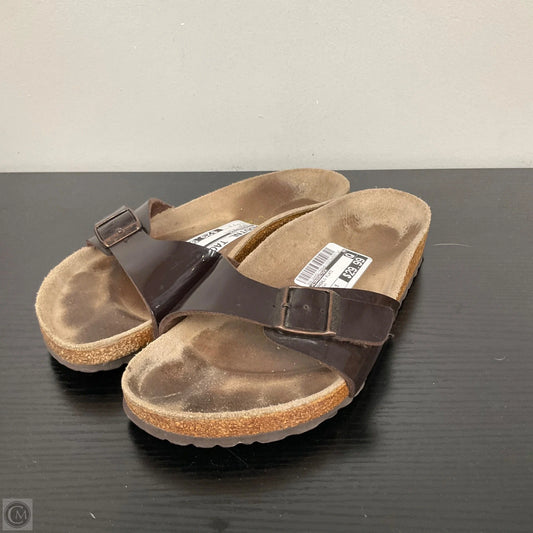 Sandals Flats By Birkenstock In Brown, Size: 7.5