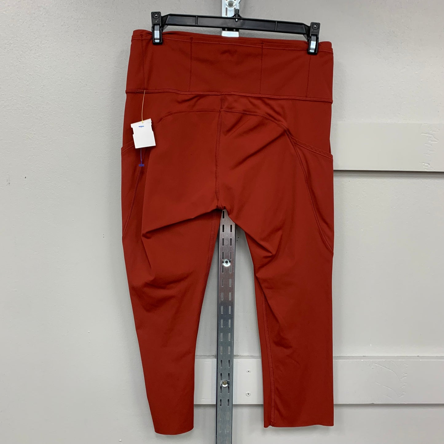 Athletic Leggings Capris By Lululemon In Red, Size: 8