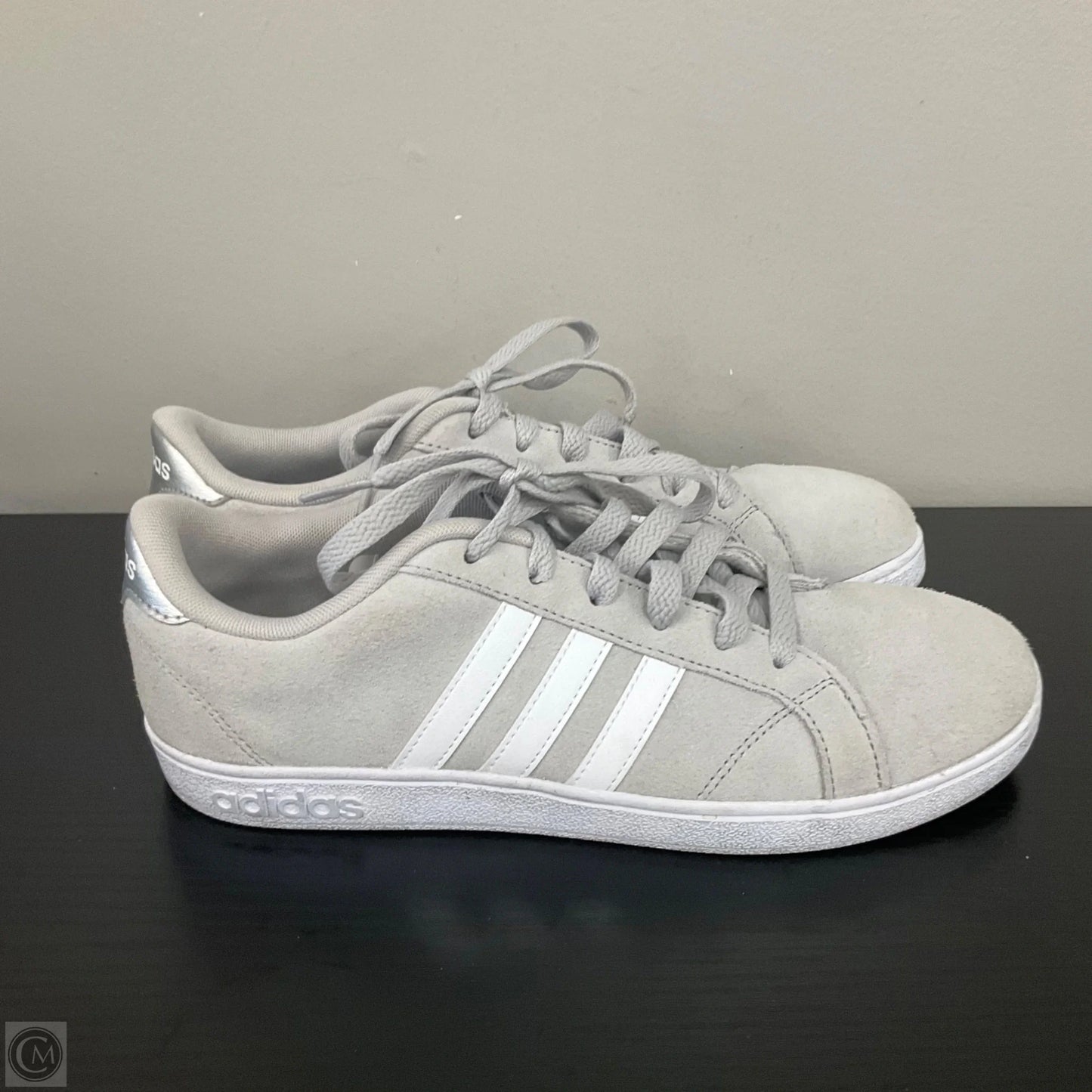 Shoes Sneakers By Adidas In Grey, Size: 7