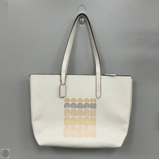Tote Luxury Designer By Gucci, Size: Large