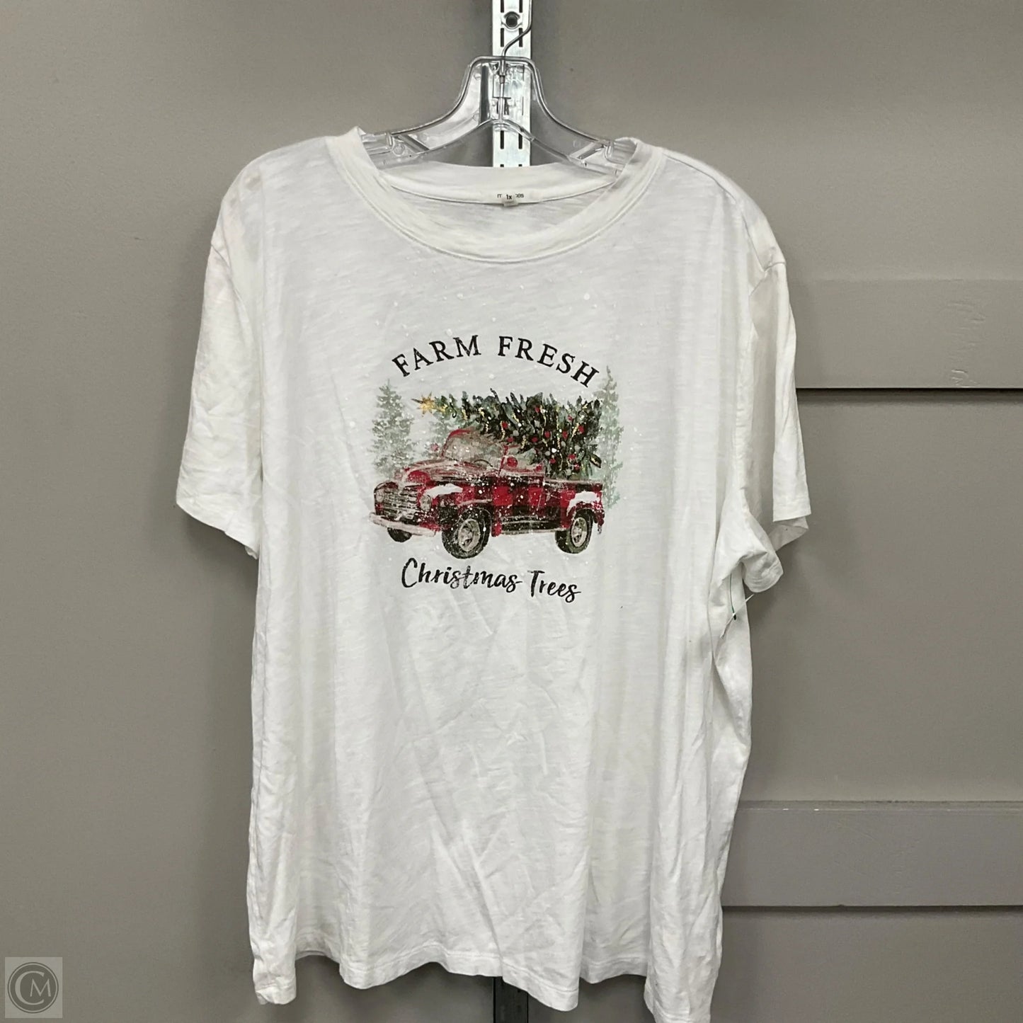 Top Short Sleeve By Maurices In White, Size: 1x