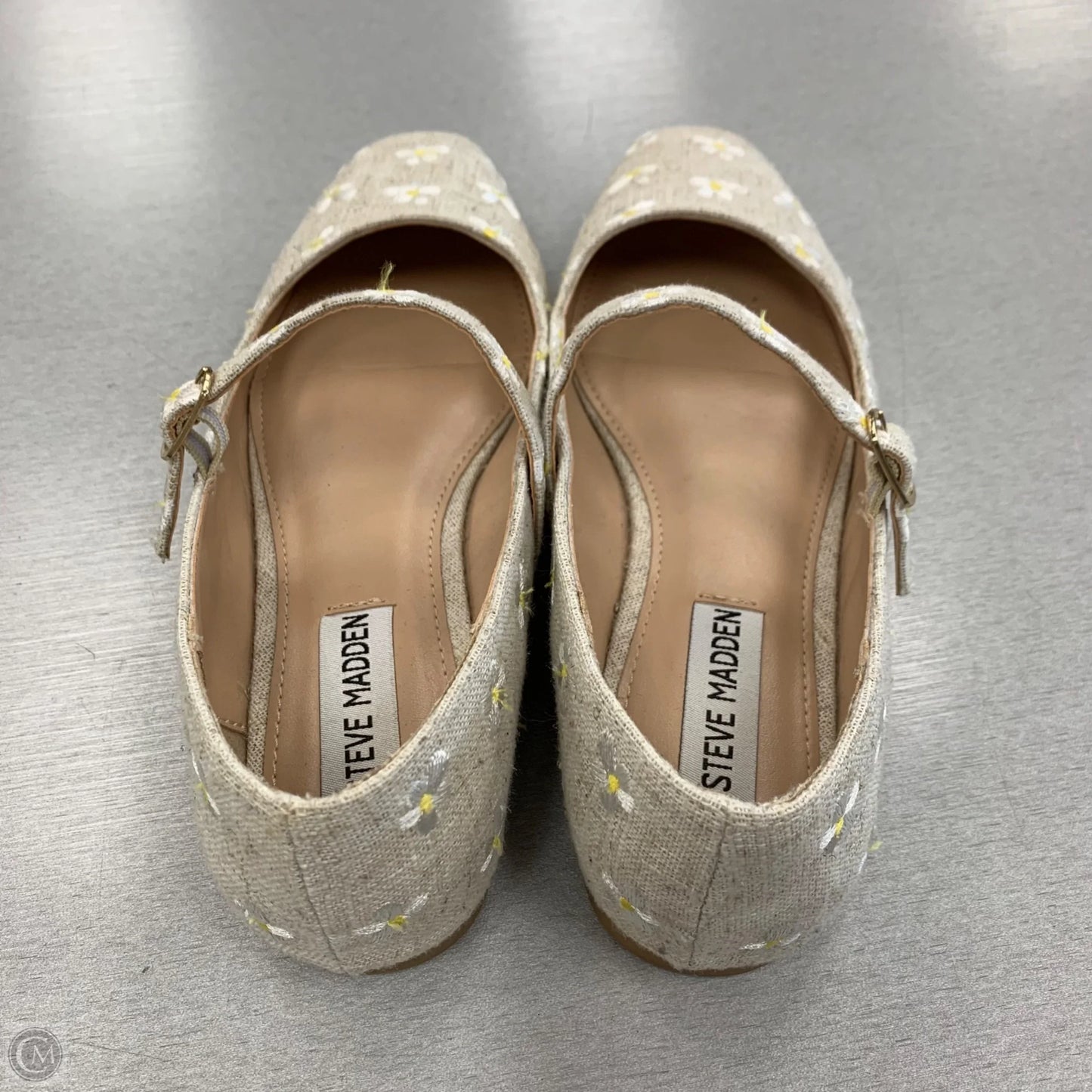Shoes Flats By Steve Madden In Cream, Size: 6.5