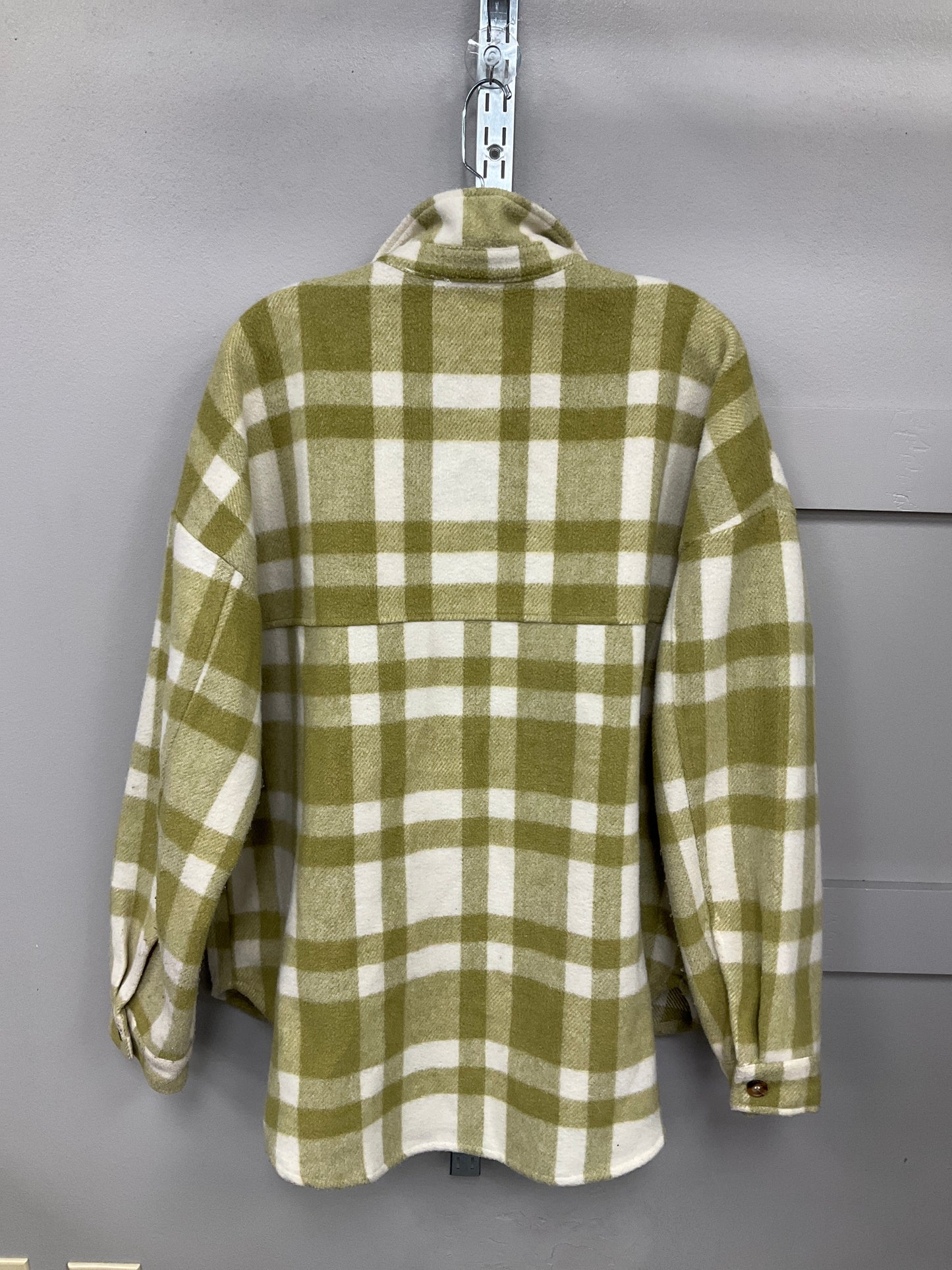 Jacket Shirt By Clothes Mentor In Plaid Pattern, Size: Xl