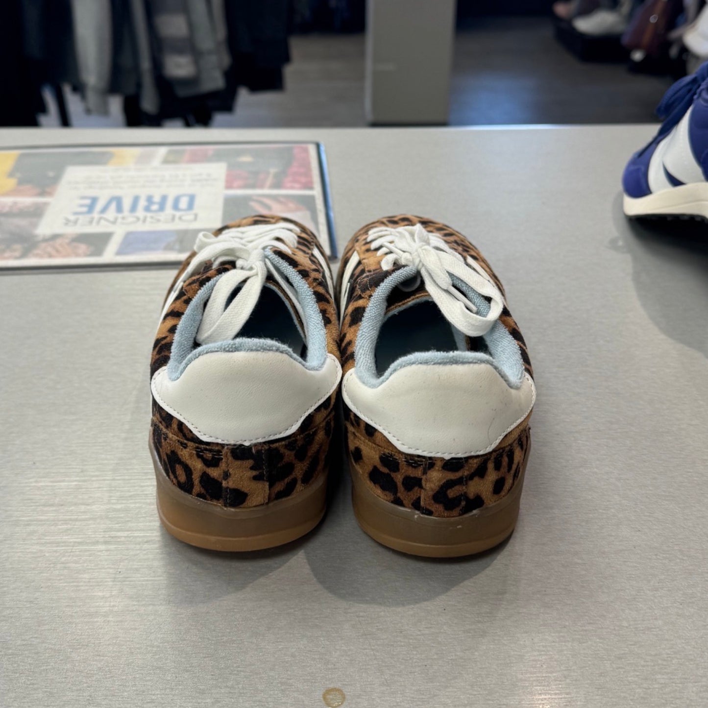 Shoes Sneakers By Madden Girl In Animal Print, Size: 8.5