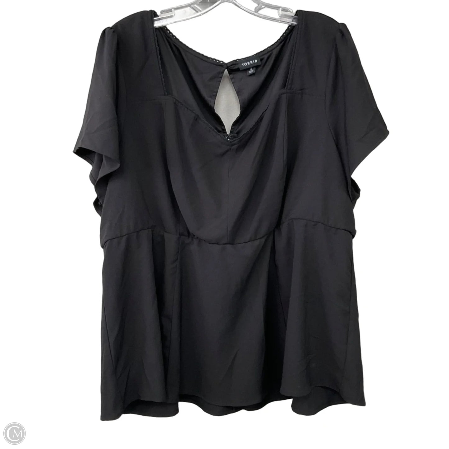 Top Short Sleeve By Torrid In Black, Size: 3x