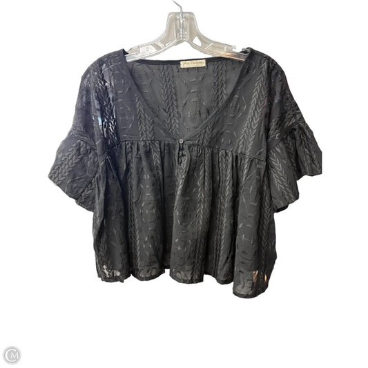 Top Short Sleeve By Clothes Mentor In Black, Size: L