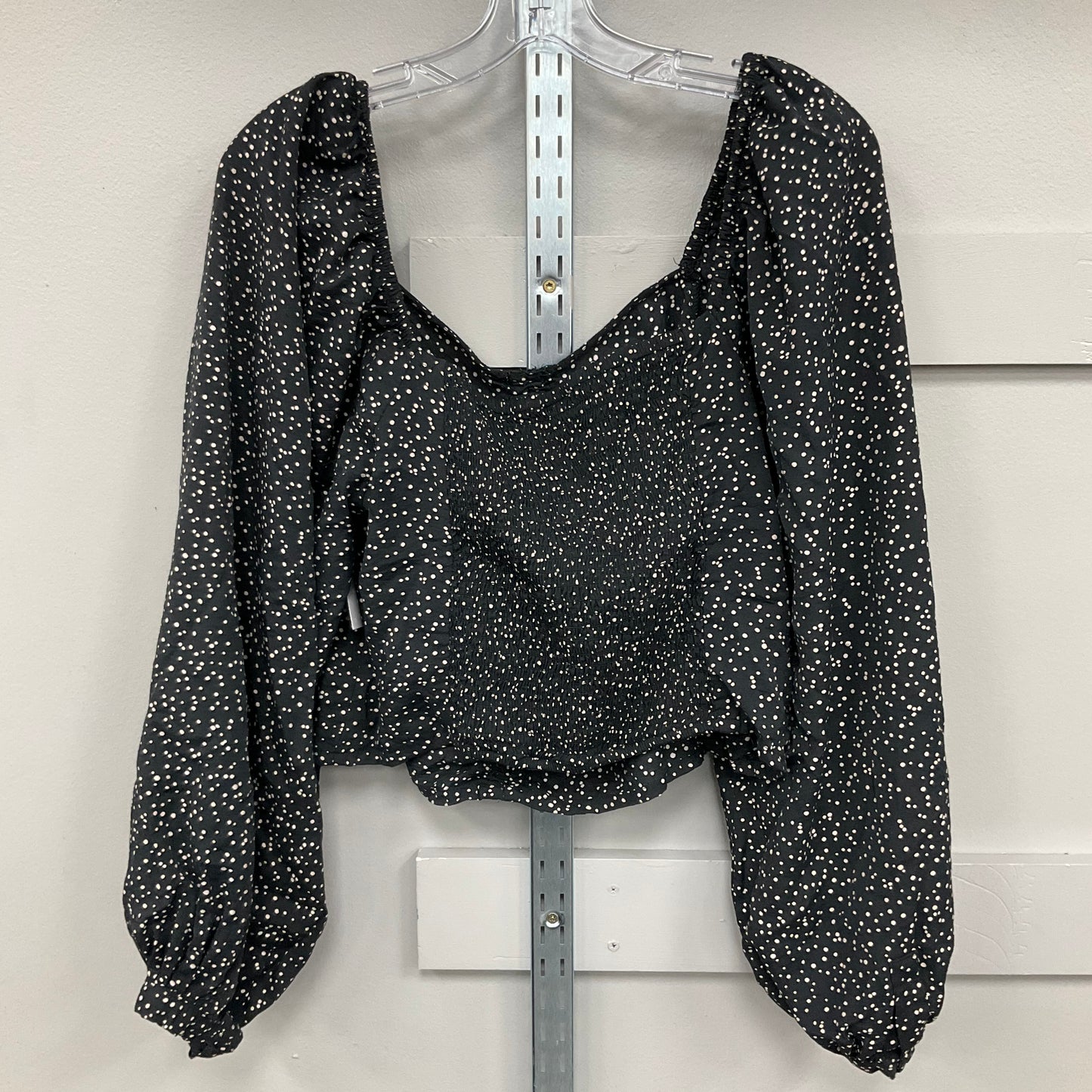 Top Long Sleeve By A New Day In Polkadot Pattern, Size: L