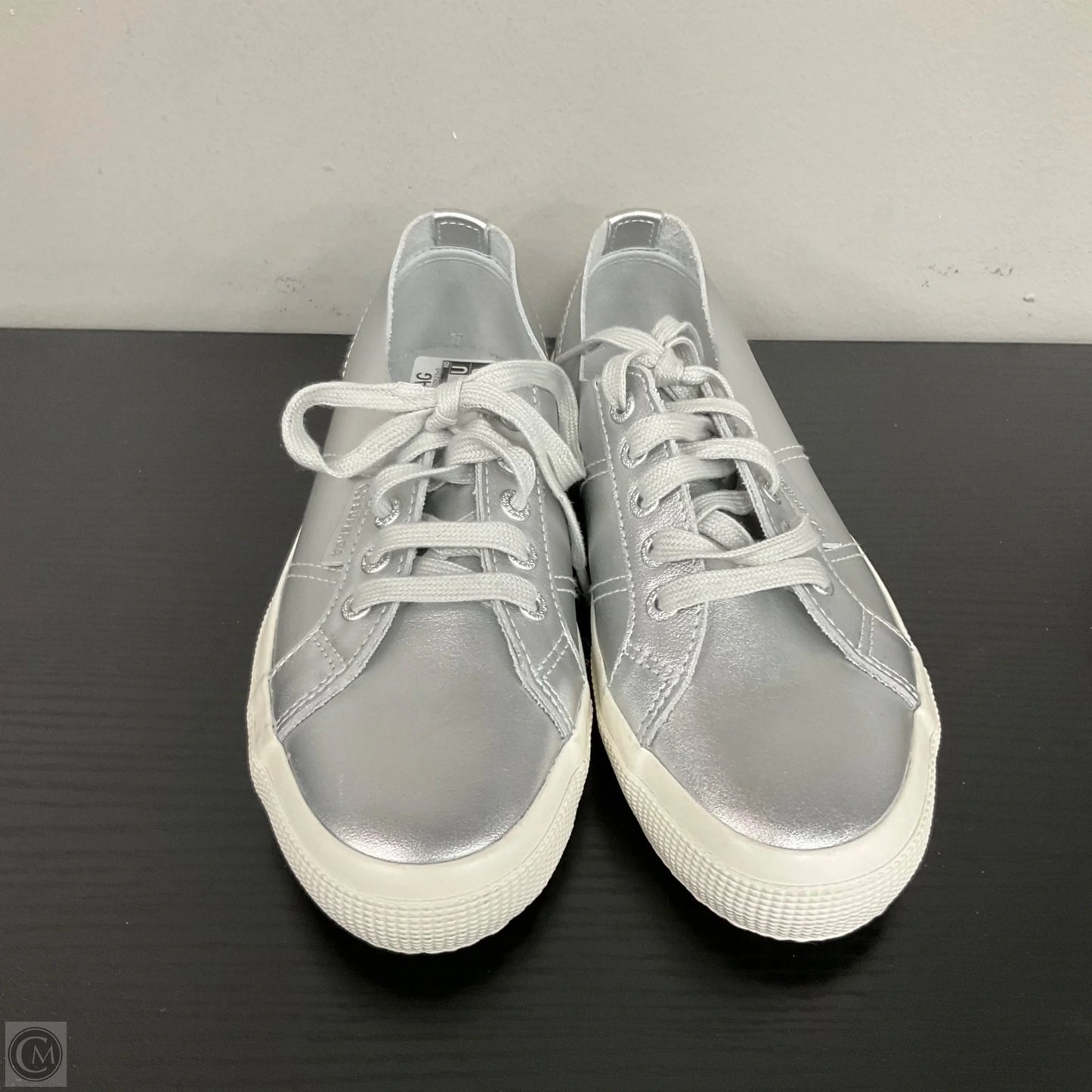 Shoes Sneakers By Superga In Silver, Size: 7