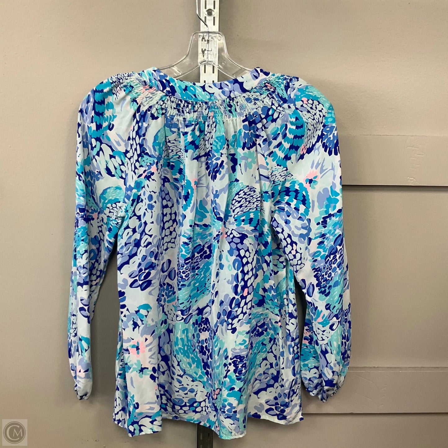 Top Long Sleeve Designer By Lilly Pulitzer In Blue, Size: S