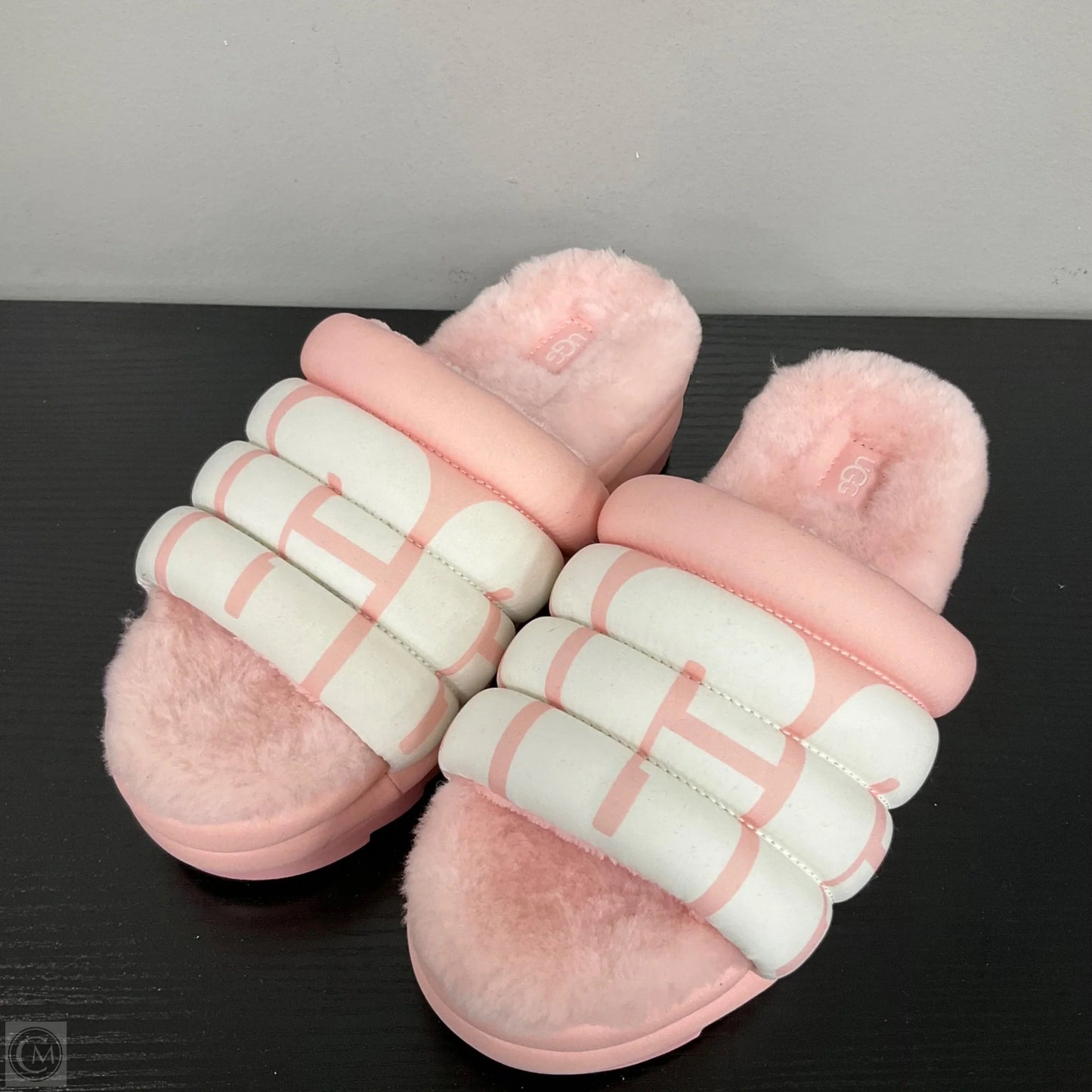 Shoes Designer By Ugg In Pink, Size: 7