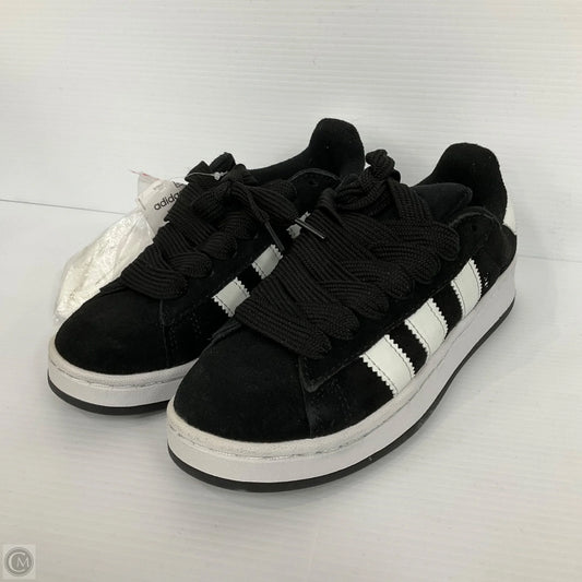 Shoes Athletic By Adidas In Black & White, Size: 7.5