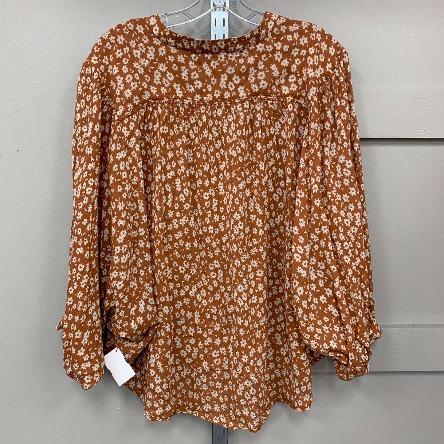 Top Long Sleeve By Pilcro In Brown, Size: M