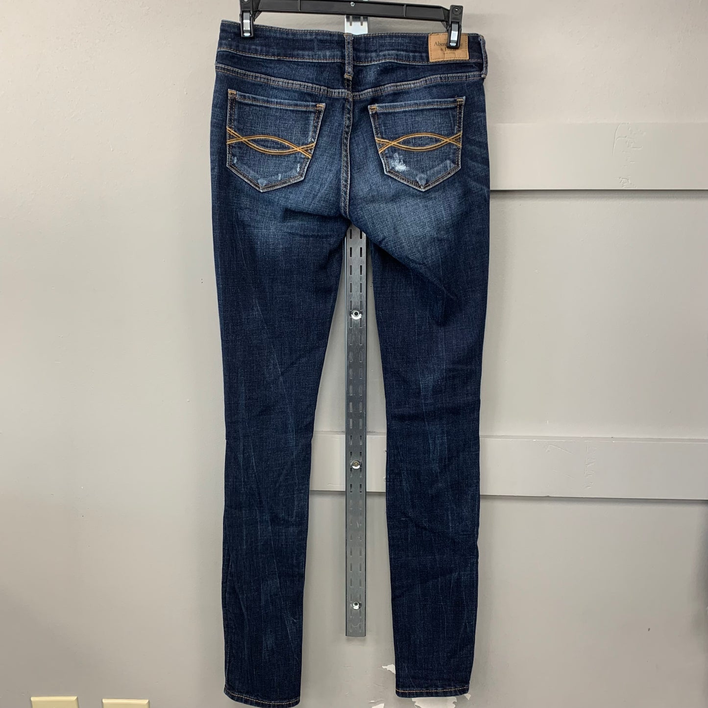 Jeans Skinny By Abercrombie And Fitch In Blue Denim, Size: 2