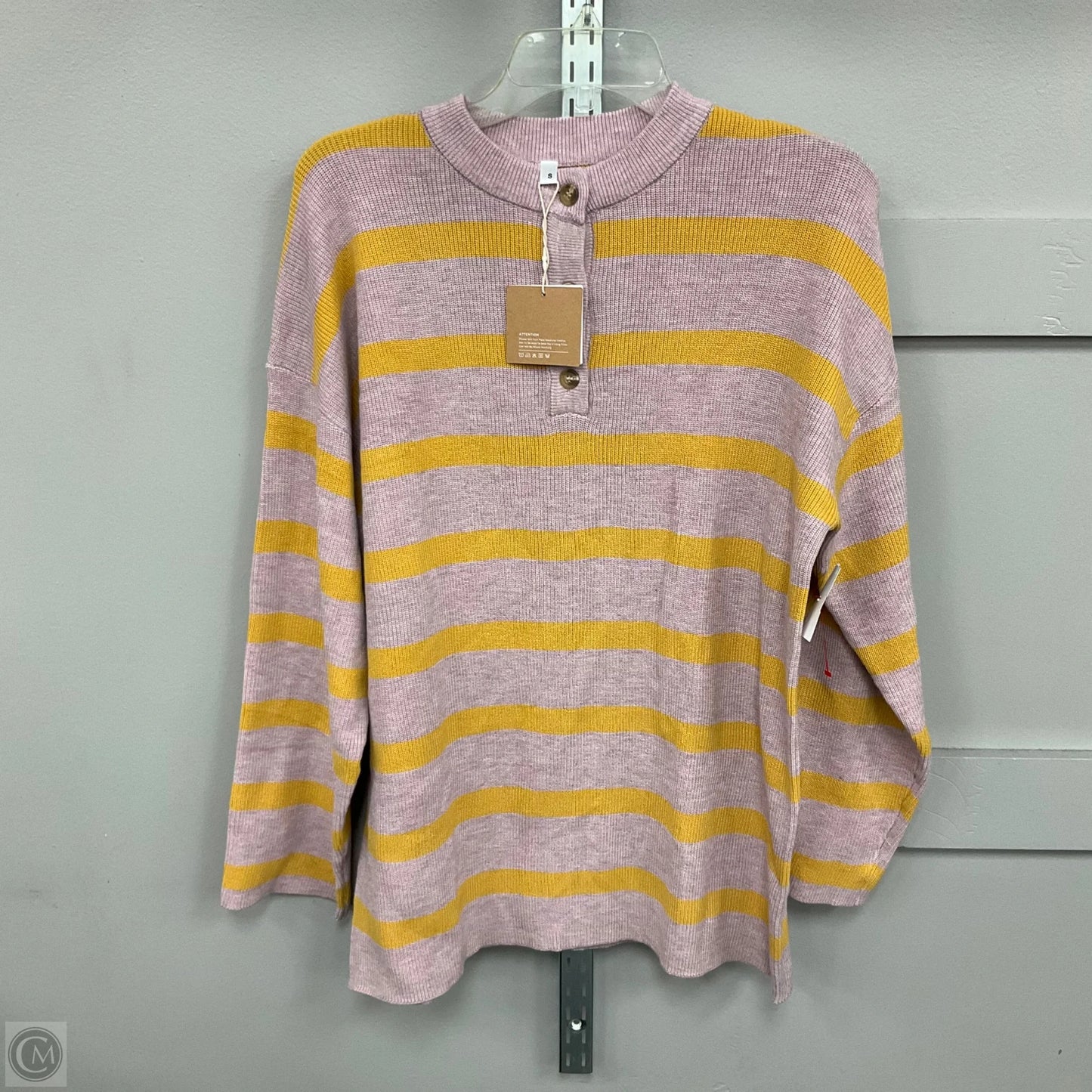 Sweater By Clothes Mentor In Striped Pattern, Size: S