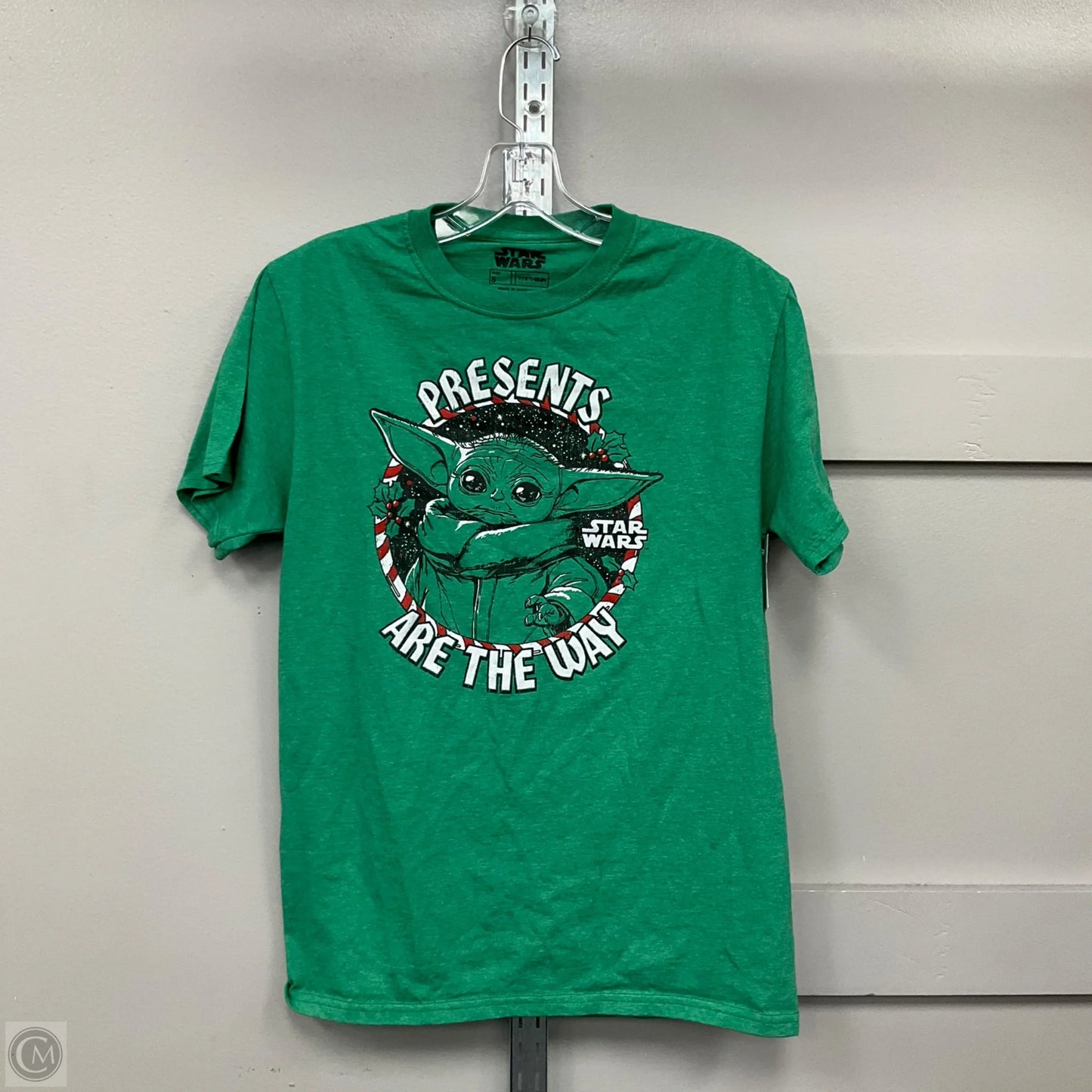 Top Short Sleeve By Clothes Mentor In Green, Size: S