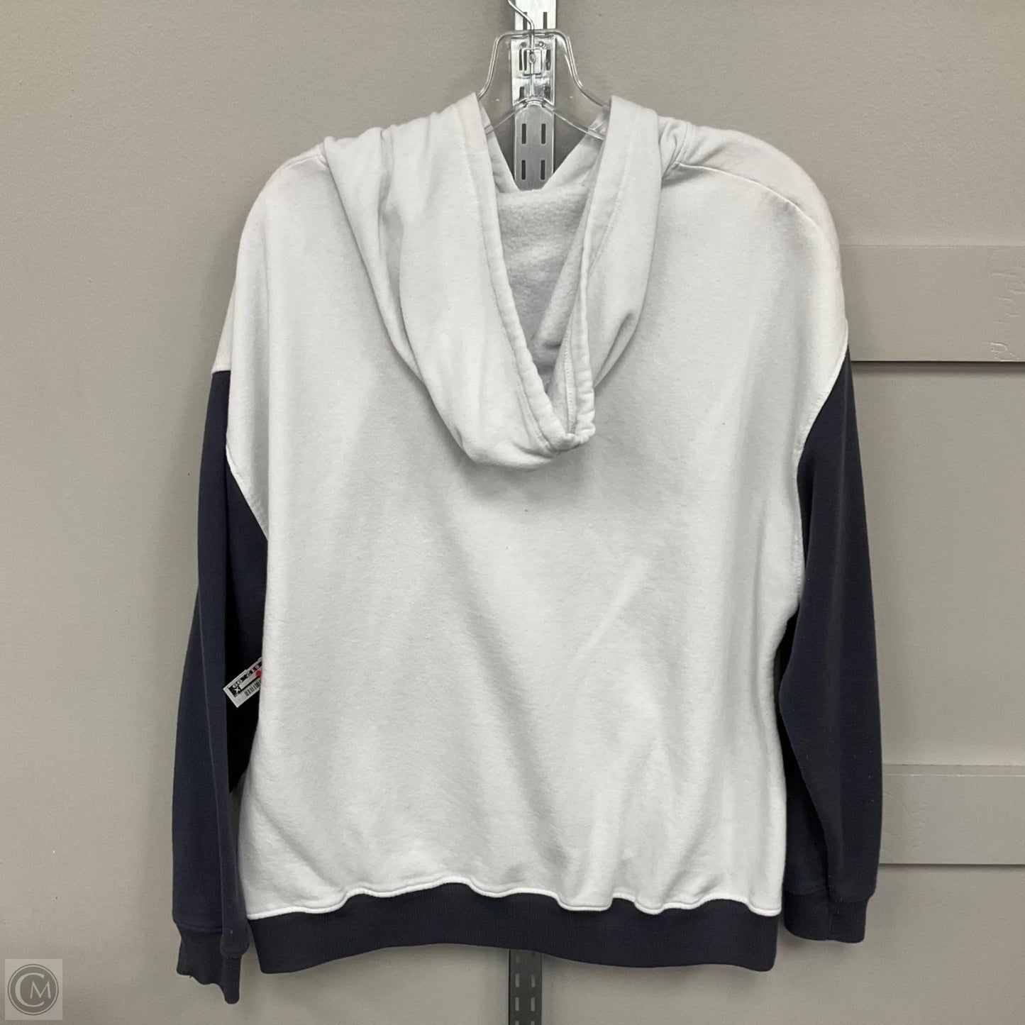 Sweatshirt Hoodie By Cmf In White, Size: M