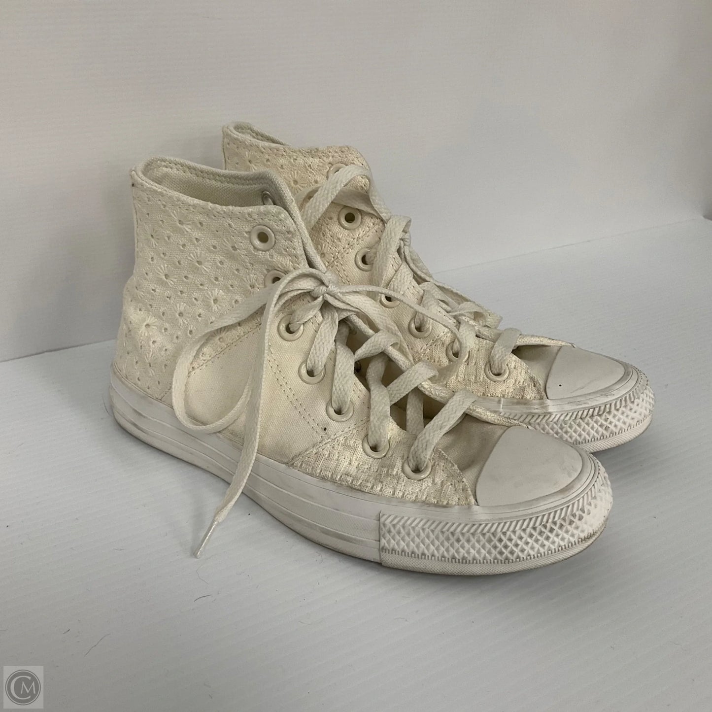 Shoes Flats By Converse In Cream, Size: 6