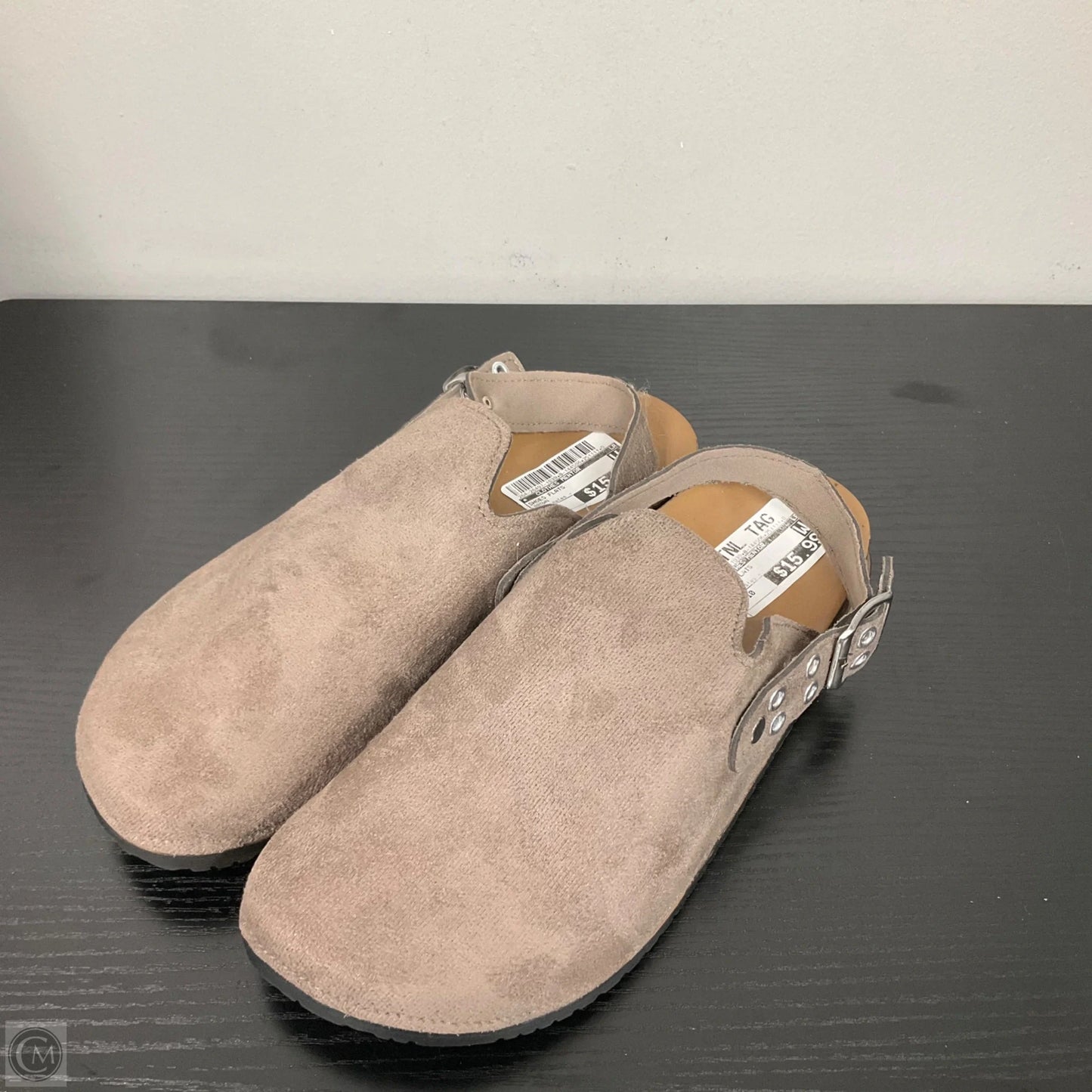 Shoes Flats By Clothes Mentor In Brown, Size: 10